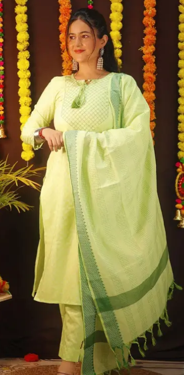 Women Cotton Blend Kurti Pant Dupatta Set