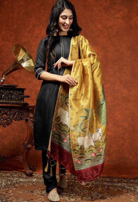 Kalini Women Straight Kurta Pant Set With Digital Print Dupatta