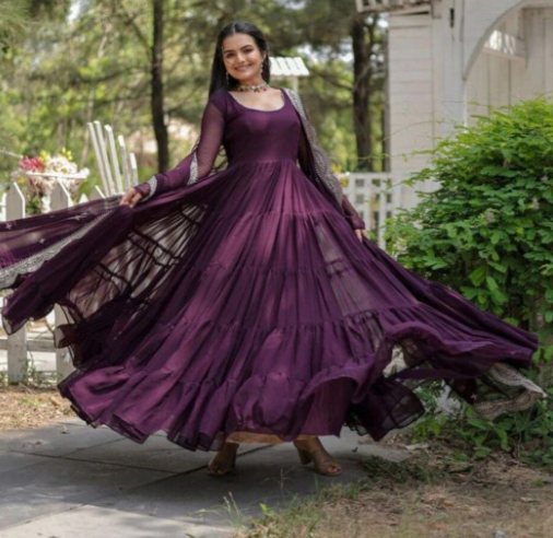 Women Regular Kurta with Pyjamas & With Dupatta