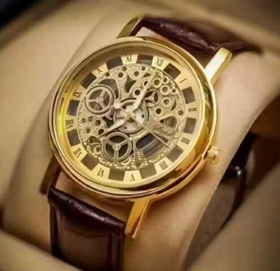 Luxury Design Analog Ultra Premium Watch Golden