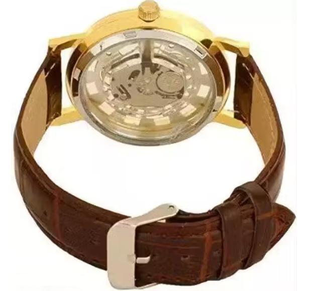 Luxury Design Analog Ultra Premium Watch Golden