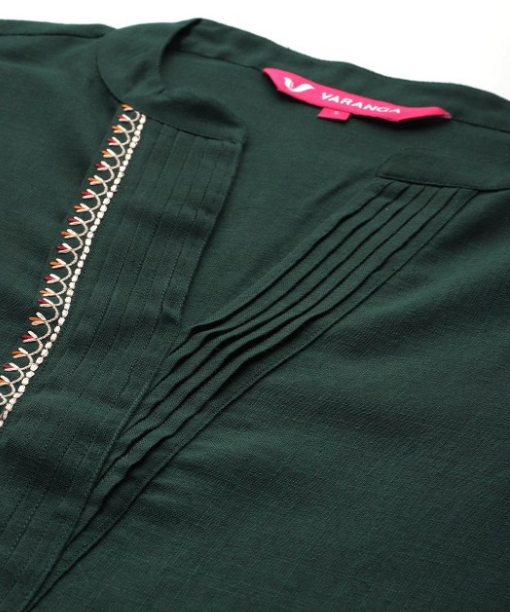 Ethnic Motifs Embroidered Thread Work Kurta with Trousers