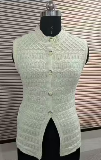 KESHAVI HALF SLEEVE CARDIGANS Sweaters