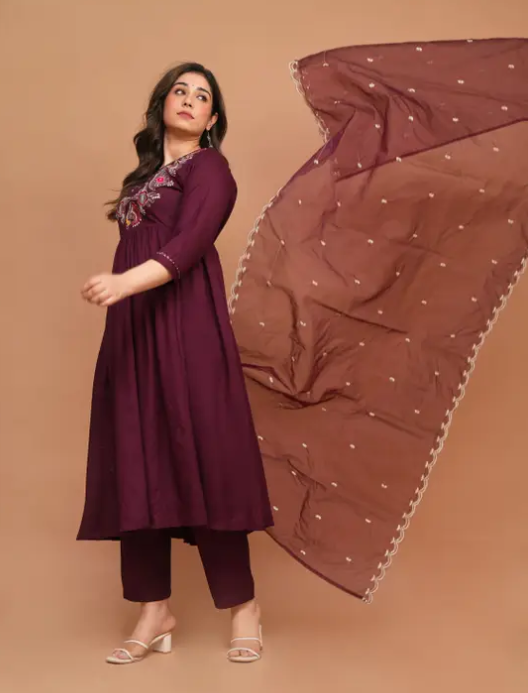 Women Viscose Rayon Kurti Pant Dupatta Set