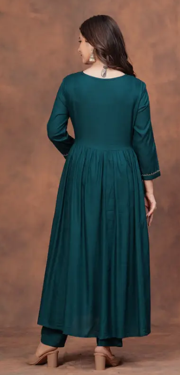 Women Viscose Rayon Kurti Pant Dupatta Set