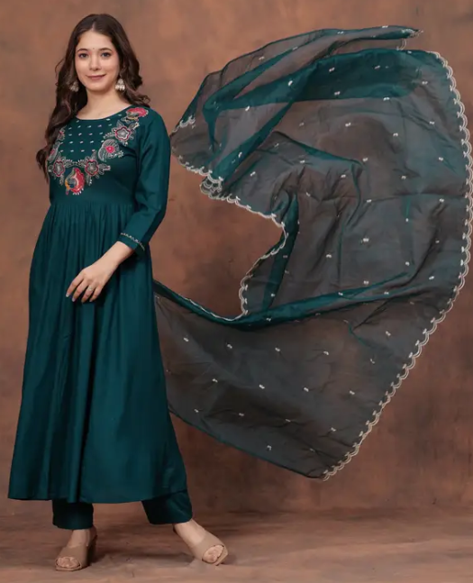 Women Viscose Rayon Kurti Pant Dupatta Set