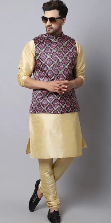 Men Silk Blend Kurta Pyjama Ethnic Jacket Set Trending Look