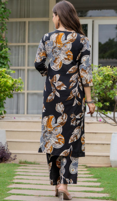 Women Floral Printed Pure Cotton Kurta Set
