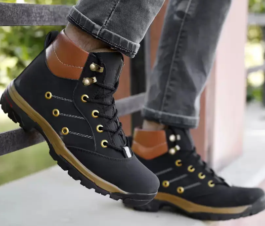 Best Casual Boots for Men Trendy | Comfortable