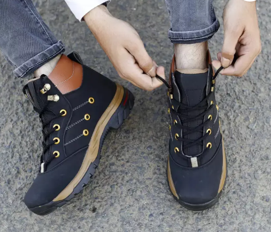 Best Casual Boots for Men Trendy | Comfortable