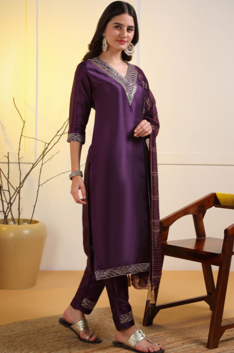 Women Ethnic Motifs Embroidered Thread Work Kurta with Trousers & Dupatta