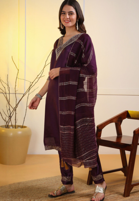 Women Ethnic Motifs Embroidered Thread Work Kurta with Trousers & Dupatta