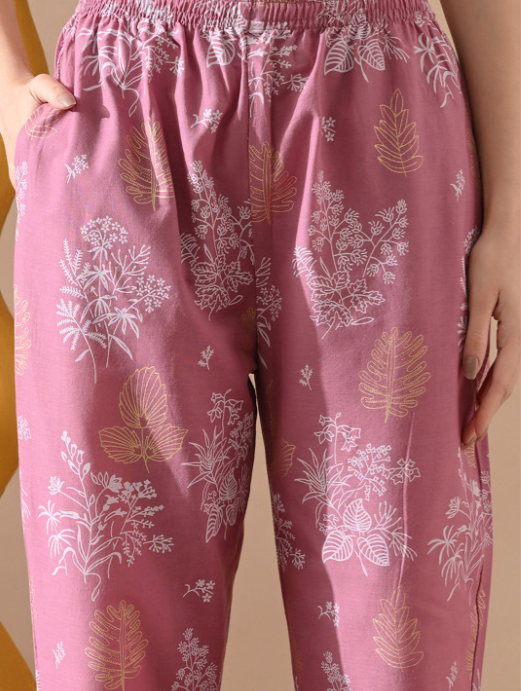 Women Floral Printed Regular Pure Cotton Kurta with Trousers