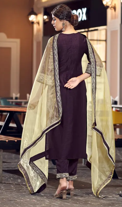 Women Silk Blend Kurta Pant Dupatta Set