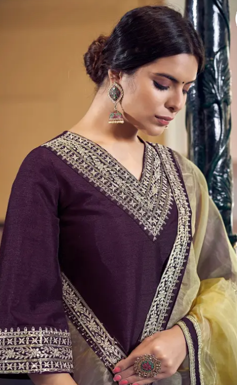 Women Silk Blend Kurta Pant Dupatta Set