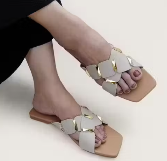 Trending Flip Flops For Women