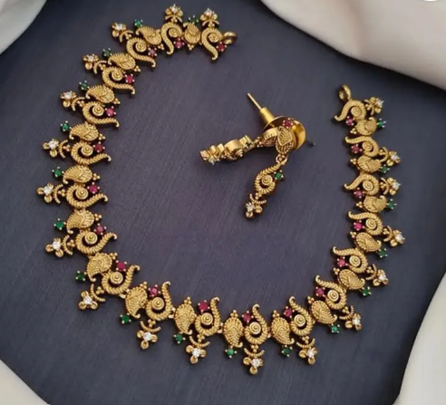 Brass, Copper Gold-plated Gold Jewel Set  (Pack of 1)