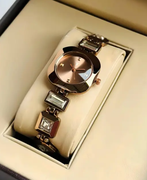 Square Diamond Fully Brown Finish Attractive And Stylish For All Occasions Analog Watch - For Girls AV0032