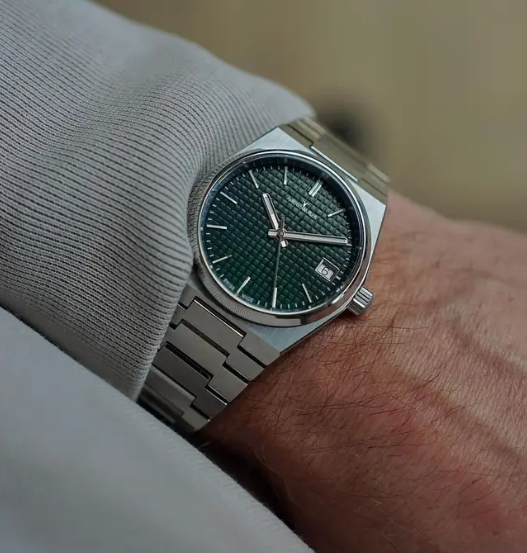 Analog Watch - For Men PE Black DM0011