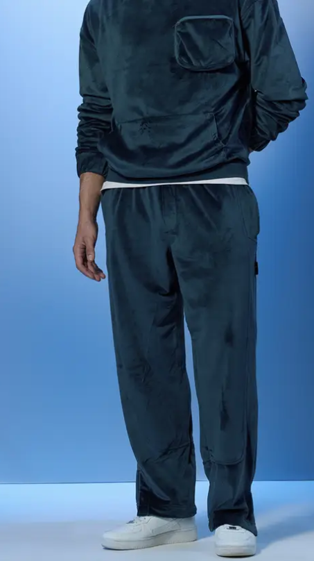Men Relaxed Green Polyester Trousers