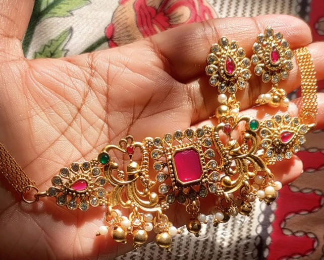 Alloy Multicolour Choker Jewel Set  (Pack of 1)