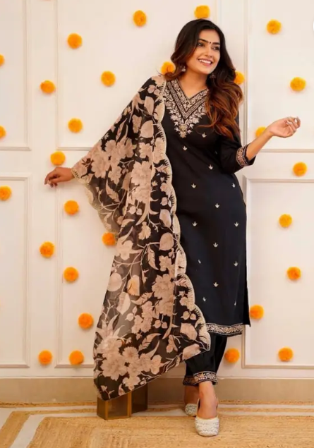 Women Viscose Rayon Kurta Pant Dupatta Set