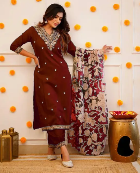 Women Worked Viscose Rayon Kurta Pant Attached Dupatta Set