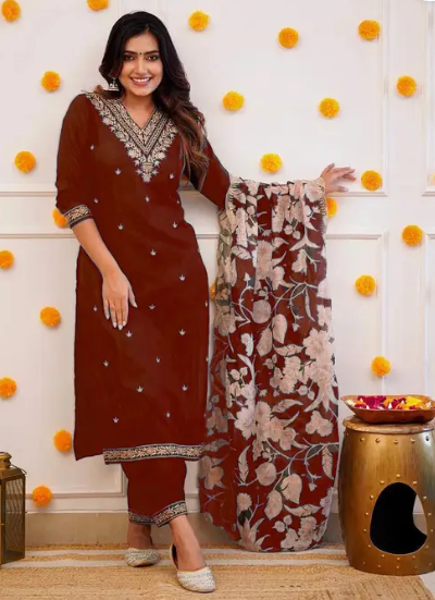 Women Worked Viscose Rayon Kurta Pant Attached Dupatta Set