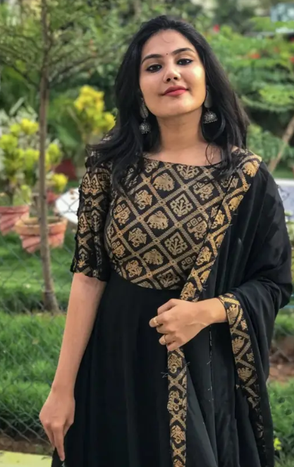 Women Viscose Rayon Kurta Dupatta Set