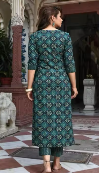 TRENDY FASHIONABLE PRINTED COTTON KURTI PANT AND DUPATTA SET FOR WOMEN