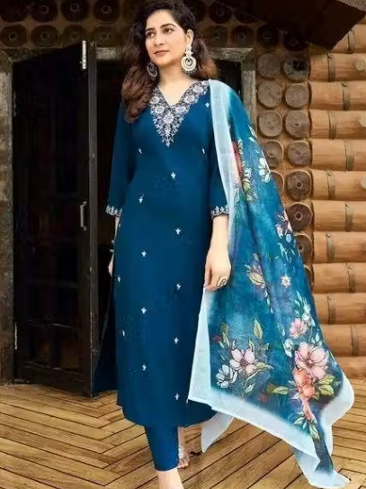 New Fancy Kurti With Dupatta and Pant