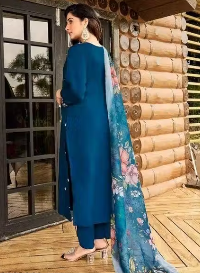 New Fancy Kurti With Dupatta and Pant