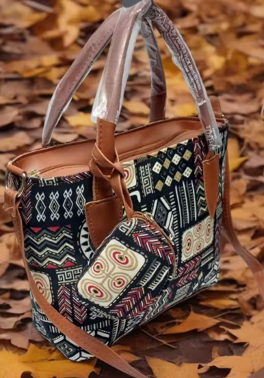 New trendy sling bag with pouch