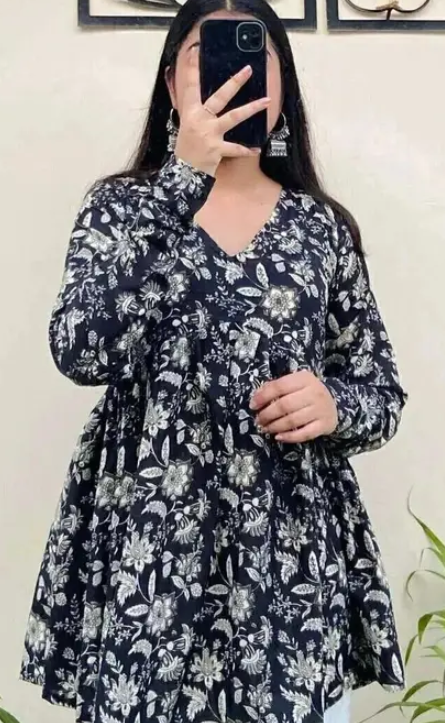 Women Floral Print Viscose Rayon Flared Kurta (Blue)
